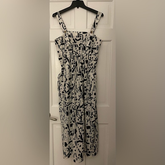 ASOS Maternity dress. Perfect for hot days! - Picture 1 of 5